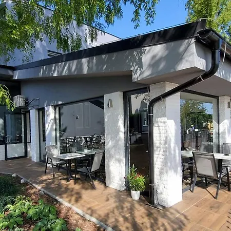 Restaurace A Amerika Havirov