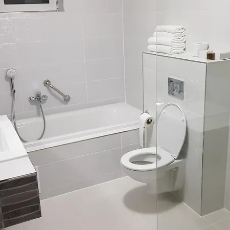 Restaurace A Amerika Hotel 3*