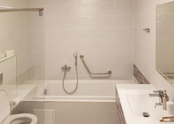 Amerika Hotel 3*